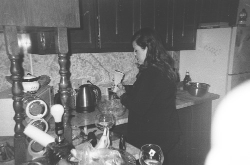 Plus grande que moi sur les épaules de mon père.